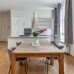 Limehome Kopenhagener Strasse アパート